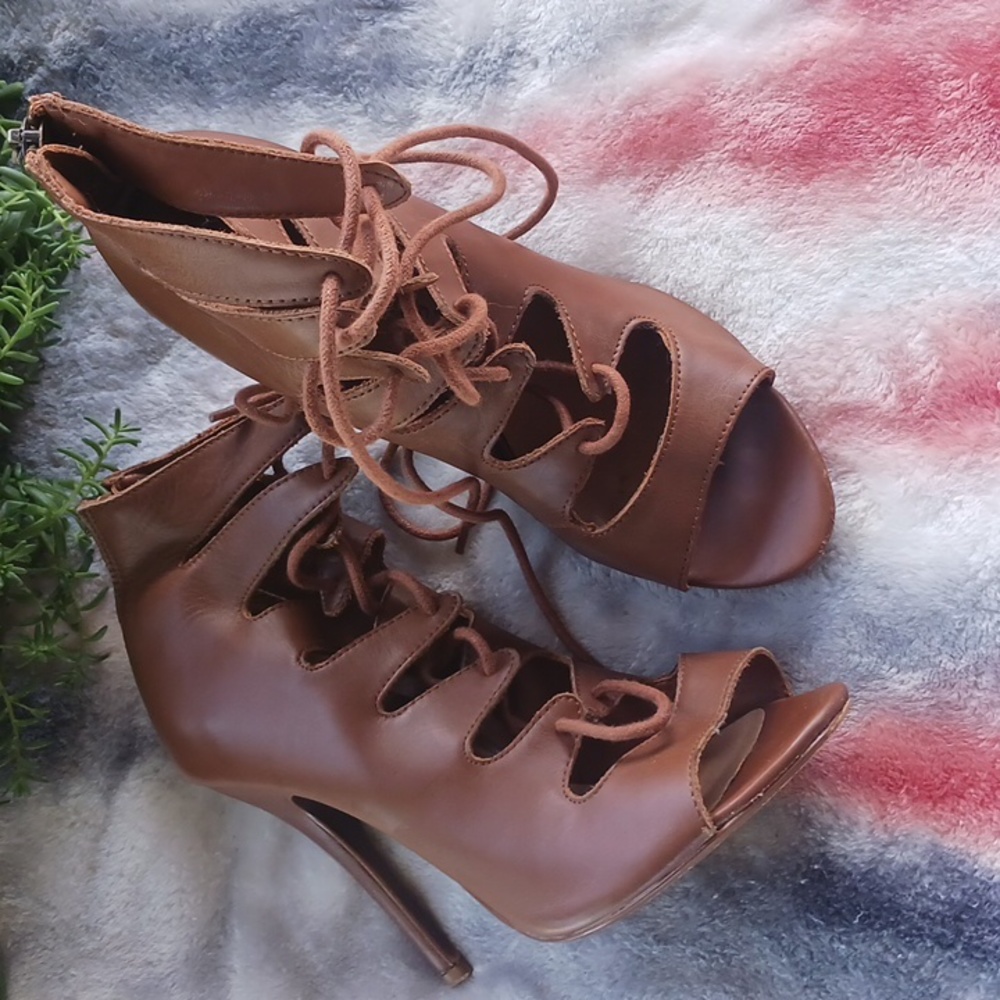Chinese Laundry strappy heels